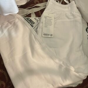 Lululemon scuba joggers